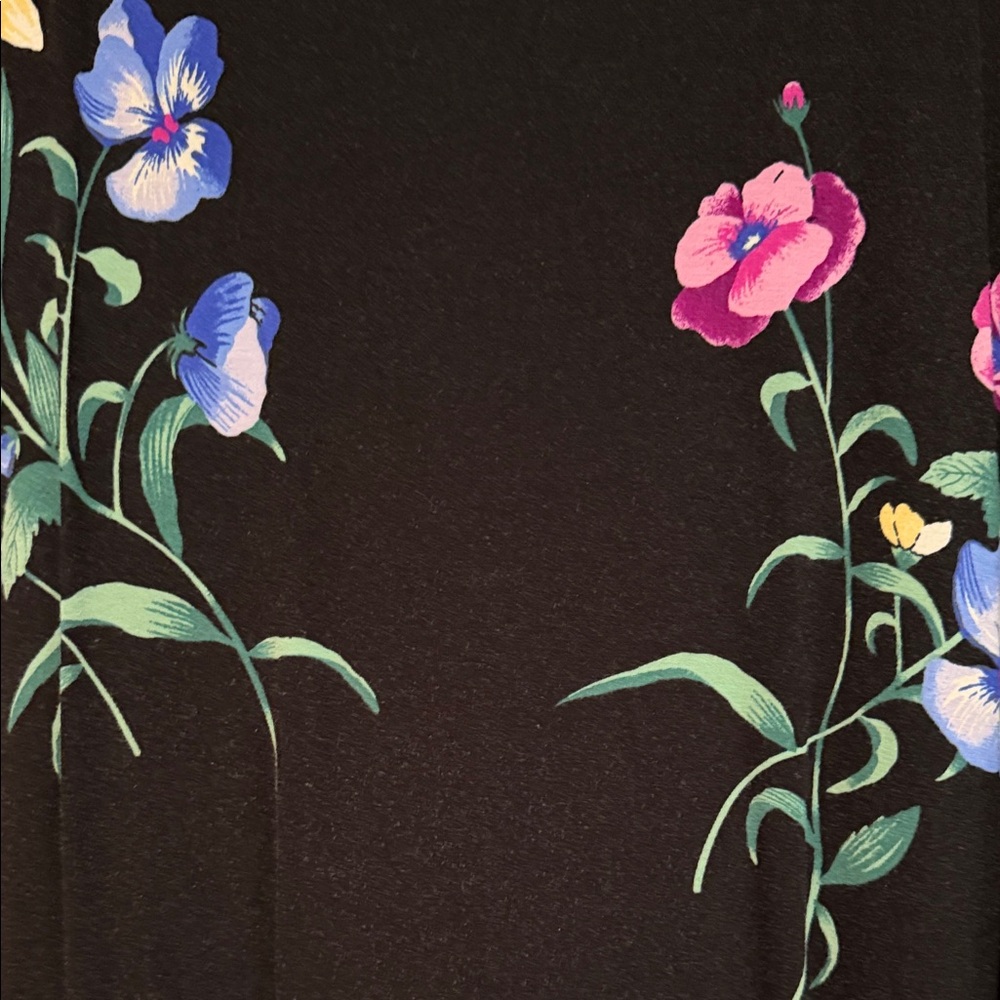 ⭐️Old Navy Black Floral Mini Dress - Picture 3 of 4